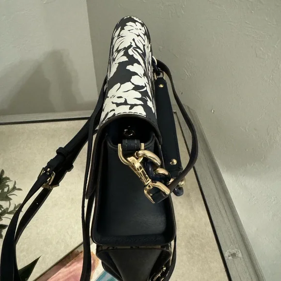 Michael Kors 35H8GO5S1R Sofia Small EW Satchel In Navy/White - Picture 4 of 8